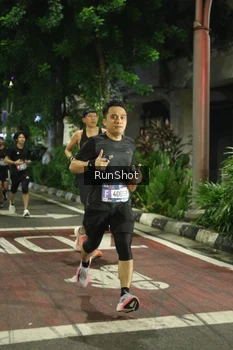 Runner Photo 4206148