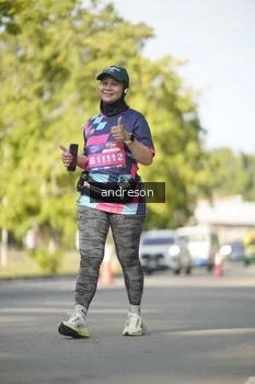 Runner Photo 4206156