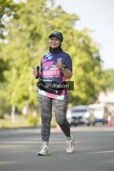 Runner Photo 4206162