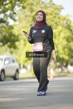 Runner Photo 4206171