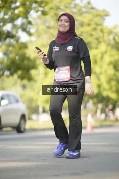 Runner Photo 4206174