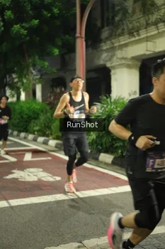 Runner Photo 4206182