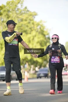 Runner Photo 4206184