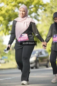 Runner Photo 4206187