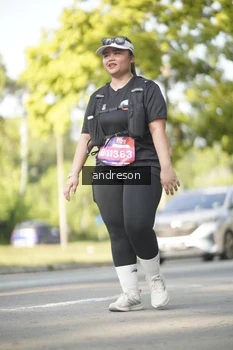 Runner Photo 4206208