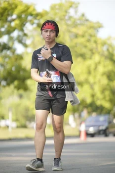 Runner Photo 4206218