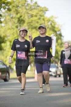 Runner Photo 4206224