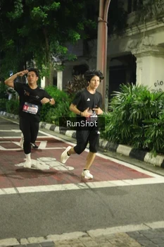 Runner Photo 4206234