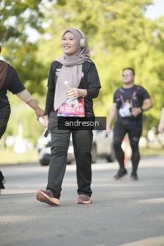 Runner Photo 4206265