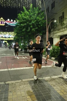 Runner Photo 4206269