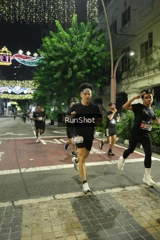 Runner Photo 4206277