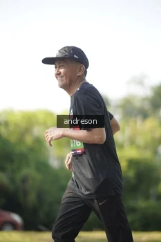 Runner Photo 4206306