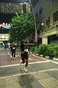 Runner Photo 4206324