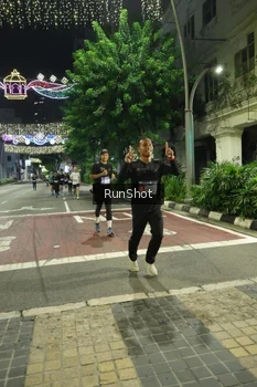 Runner Photo 4206354