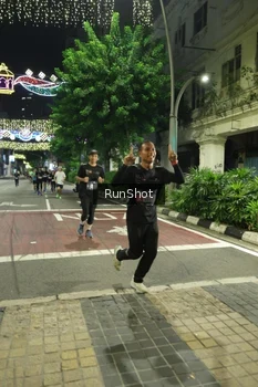 Runner Photo 4206363