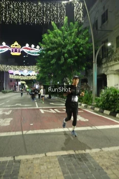 Runner Photo 4206370