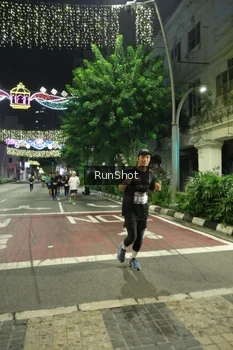 Runner Photo 4206372