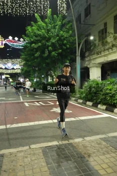 Runner Photo 4206374