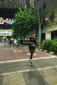 Runner Photo 4206377