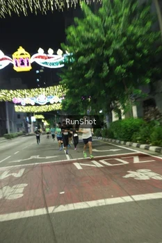Runner Photo 4206395