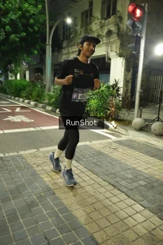 Runner Photo 4206399