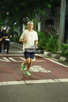 Runner Photo 4206426