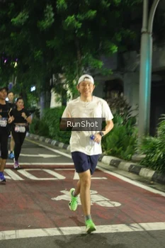 Runner Photo 4206428