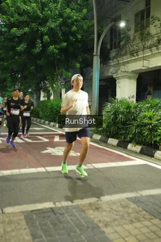 Runner Photo 4206434