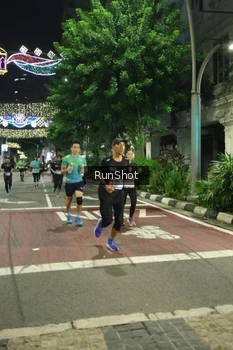 Runner Photo 4206445