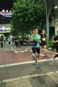 Runner Photo 4206461
