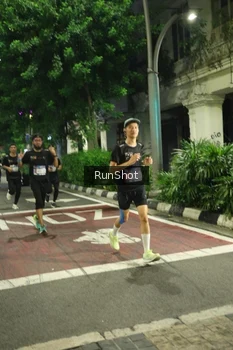 Runner Photo 4206478