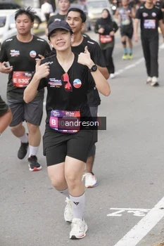 Runner Photo 4206486