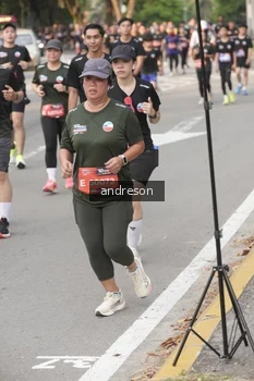 Runner Photo 4206487