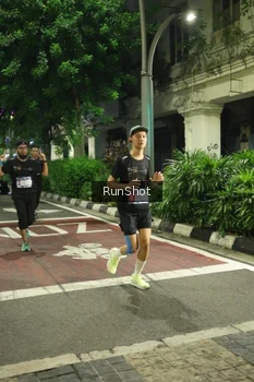Runner Photo 4206488