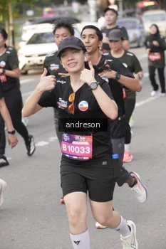 Runner Photo 4206491