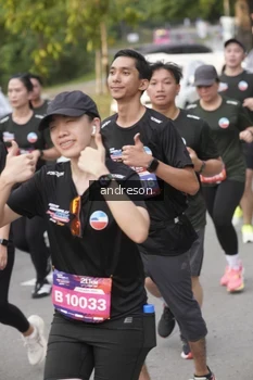 Runner Photo 4206497