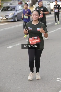 Runner Photo 4206502