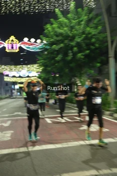 Runner Photo 4206520
