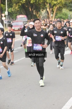Runner Photo 4206527