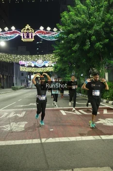 Runner Photo 4206528