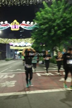 Runner Photo 4206531