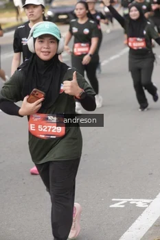 Runner Photo 4206532