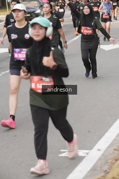 Runner Photo 4206533