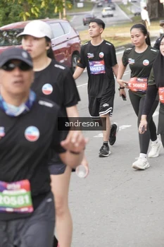 Runner Photo 4206539