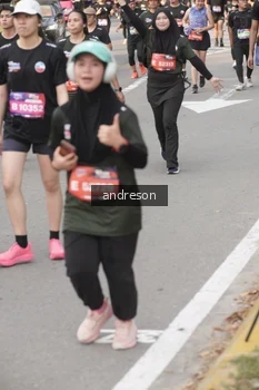 Runner Photo 4206540