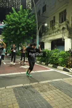 Runner Photo 4206541