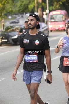 Runner Photo 4206551