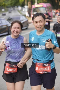 Runner Photo 4206553