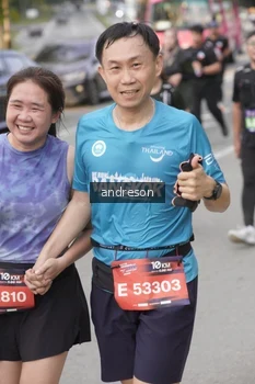 Runner Photo 4206561