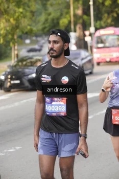 Runner Photo 4206563